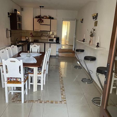 Casa Nicoladis Apartman Zărneşti Kültér fotó