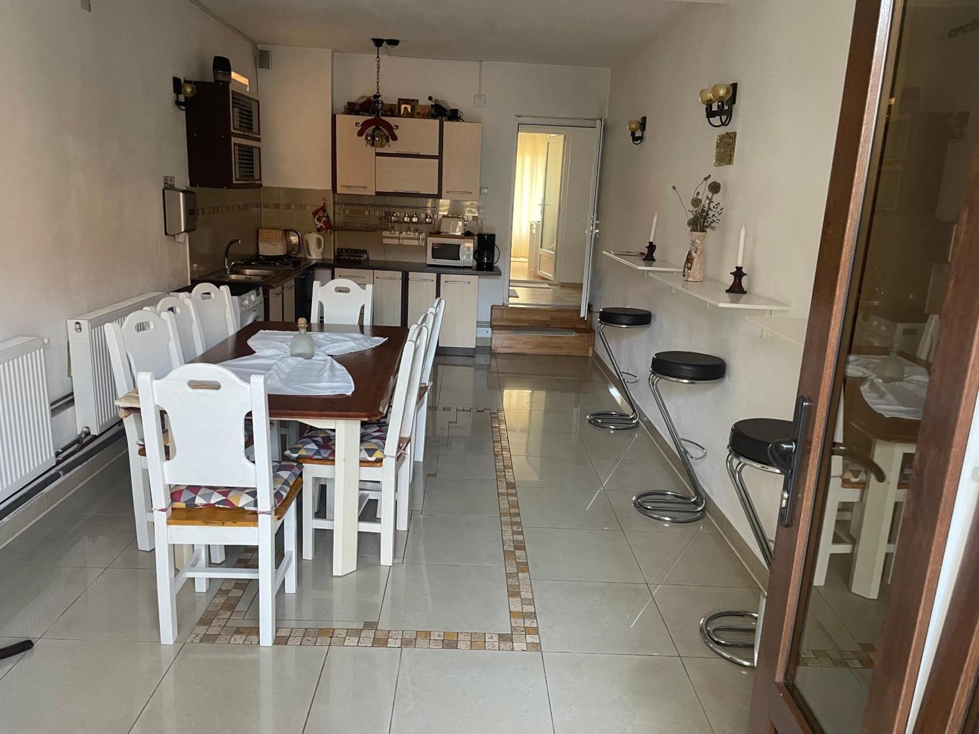 Casa Nicoladis Apartman Zărneşti Kültér fotó